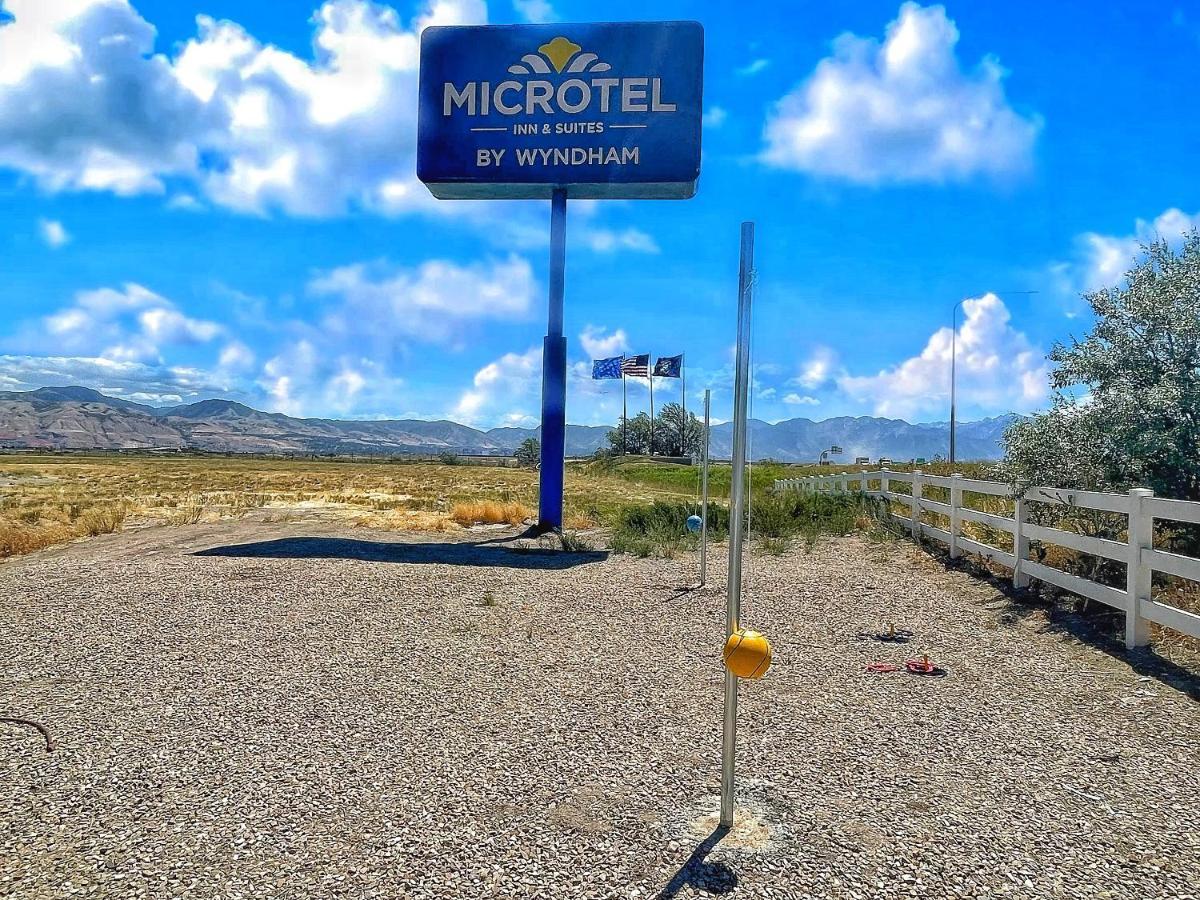 Hotel Microtel & By Wyndham Salt Airport 2*