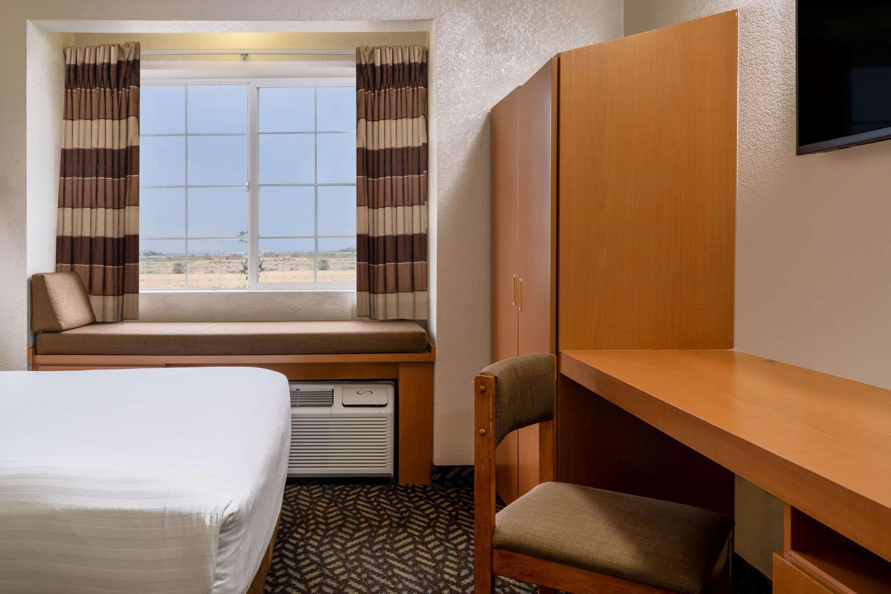 Microtel & By Wyndham Salt Airport