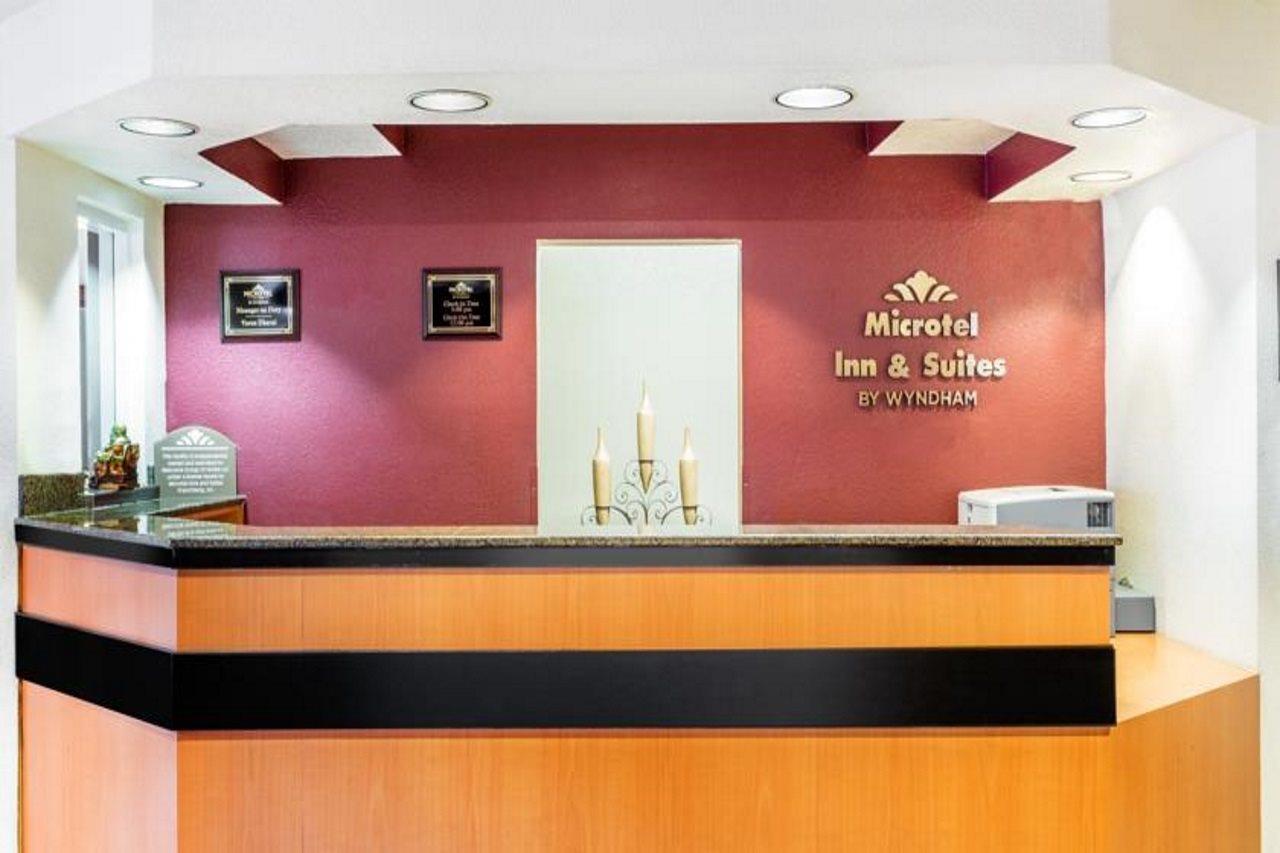Microtel & By Wyndham Salt Airport